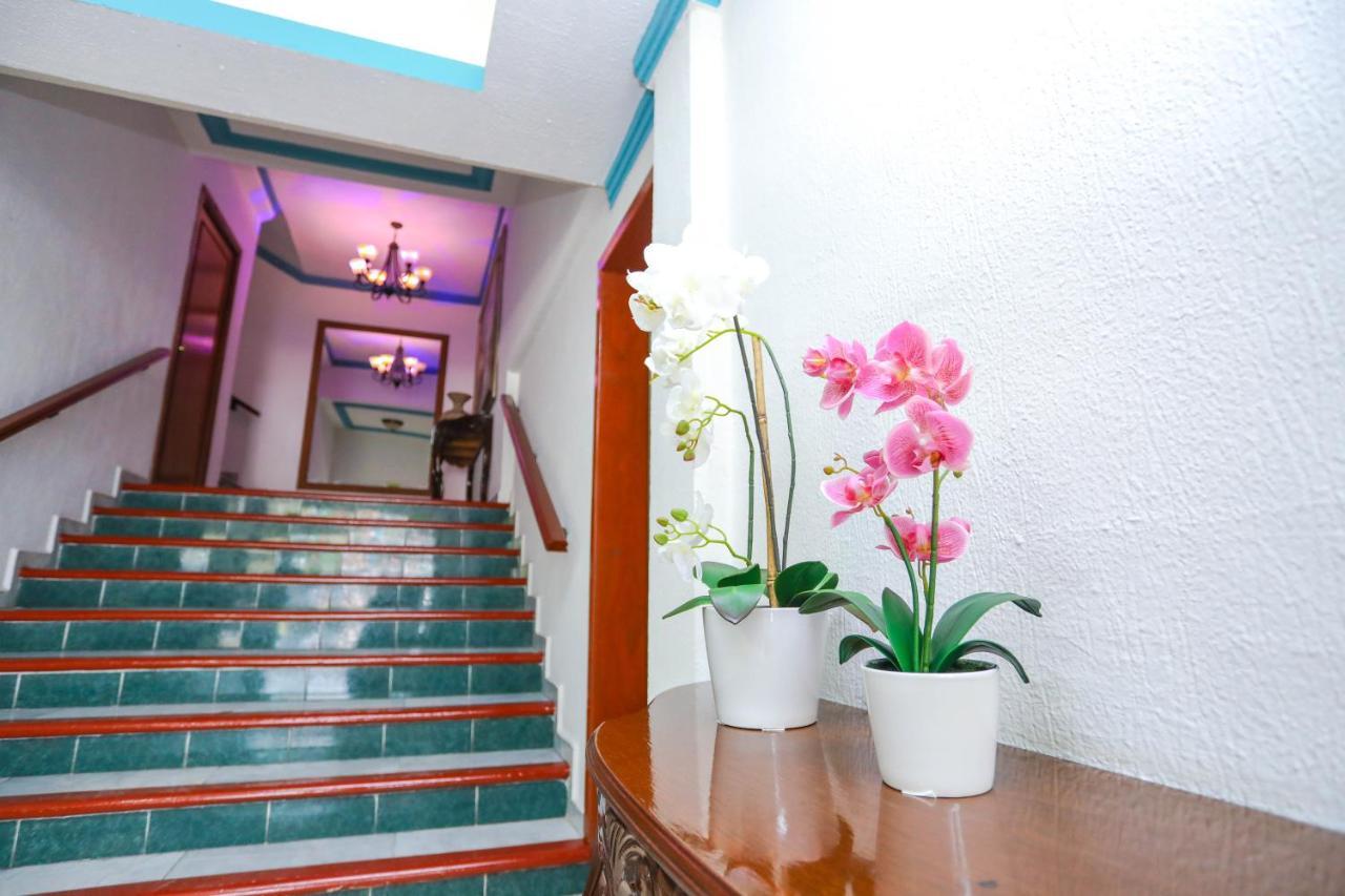 Hotel Avenida Канкун Экстерьер фото