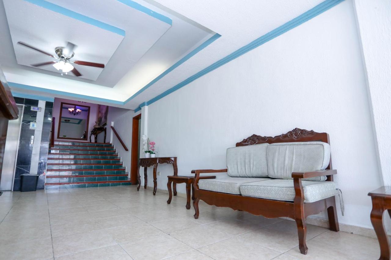 Hotel Avenida Канкун Экстерьер фото