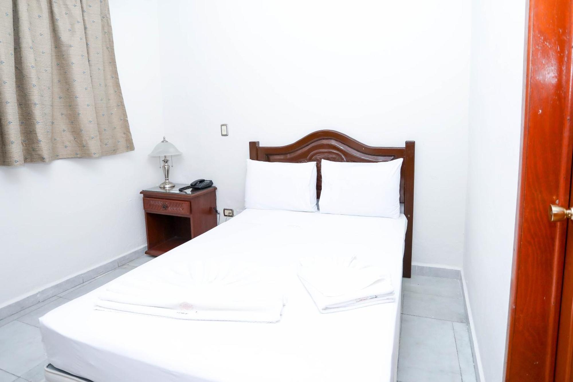 Hotel Avenida Канкун Экстерьер фото