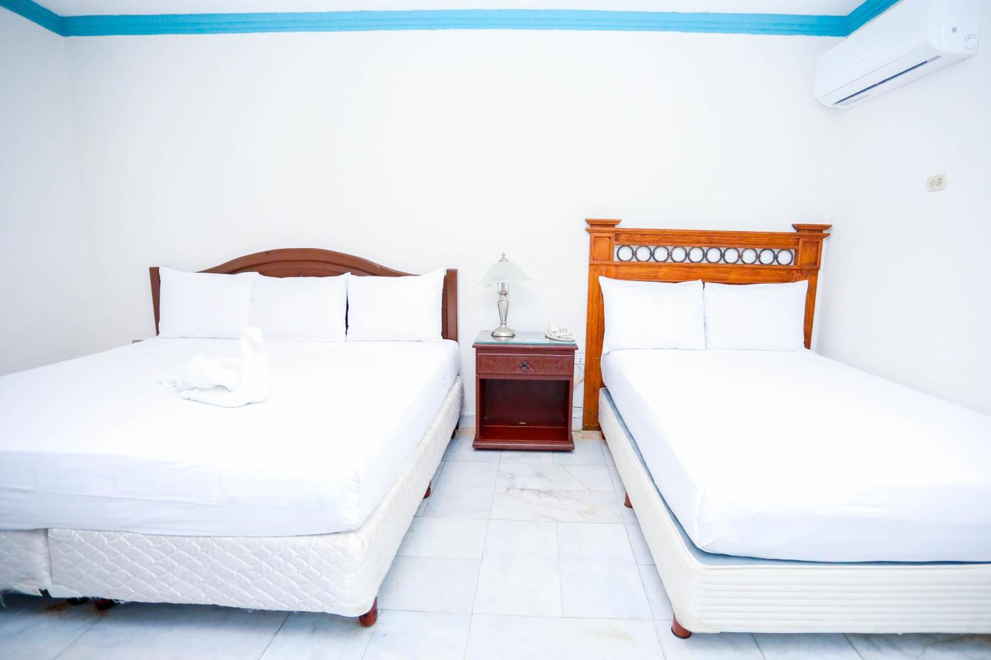 Hotel Avenida Канкун Экстерьер фото