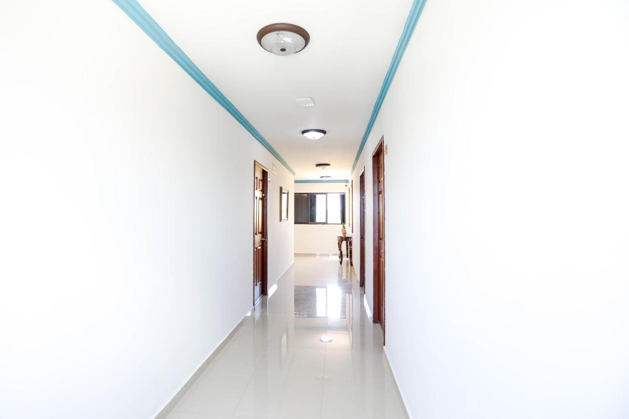 Hotel Avenida Канкун Экстерьер фото