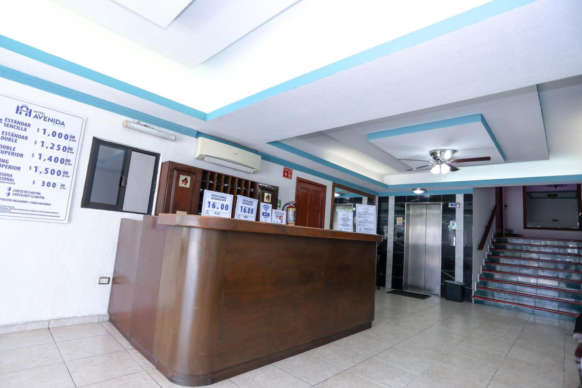 Hotel Avenida Канкун Экстерьер фото